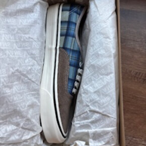 Authentic Anaheim Factory OG NWT - Picture 6 of 7